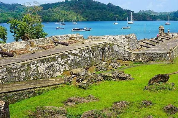 cruises from Colon