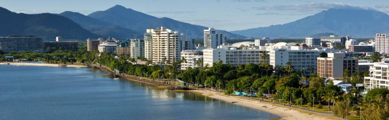 photo of cruises departing from Cairns