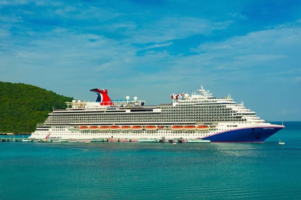 Carnival Horizon